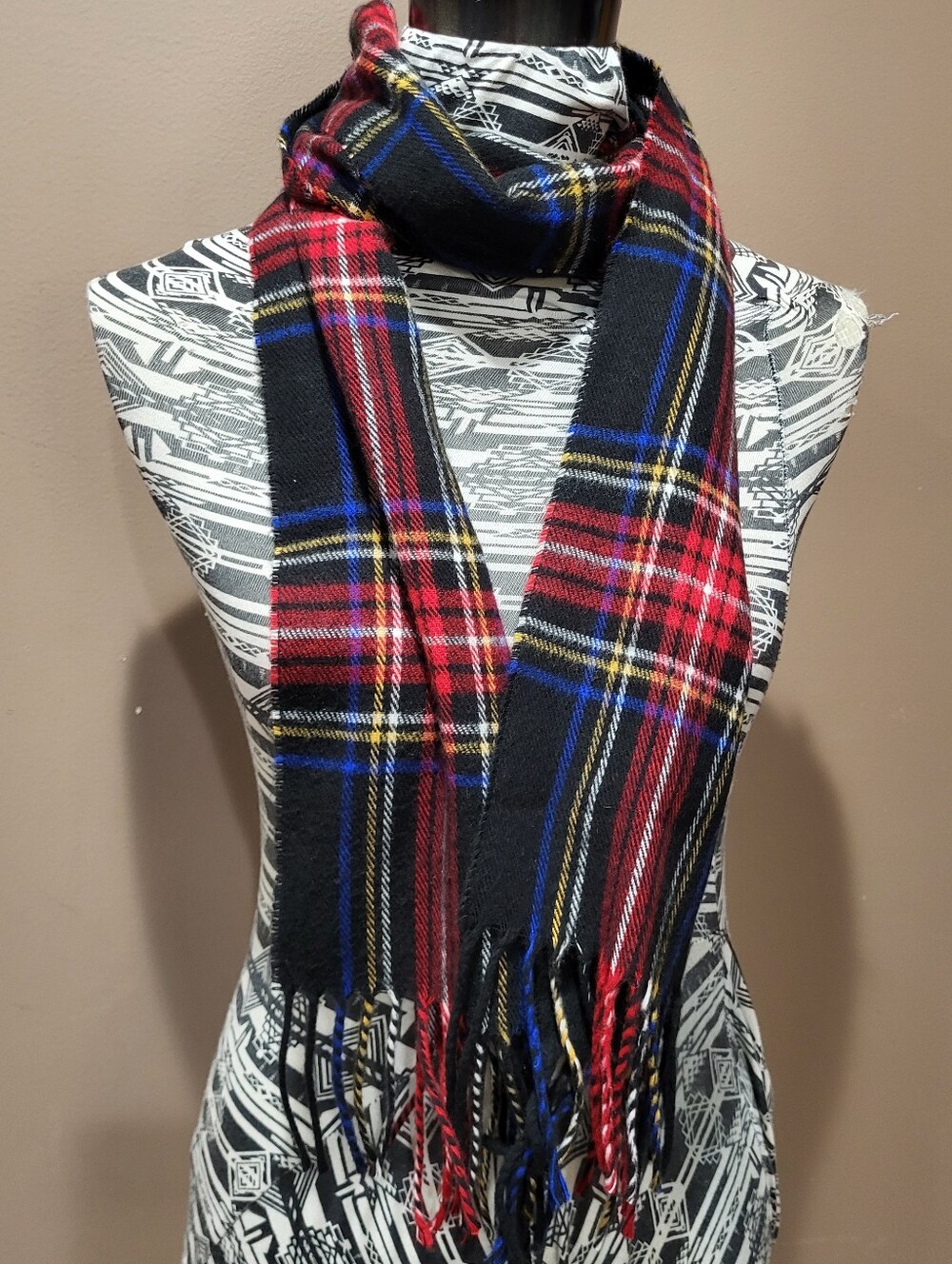 Cejon Italian Soft Cozy Plaid Fringe Scarf Unisex